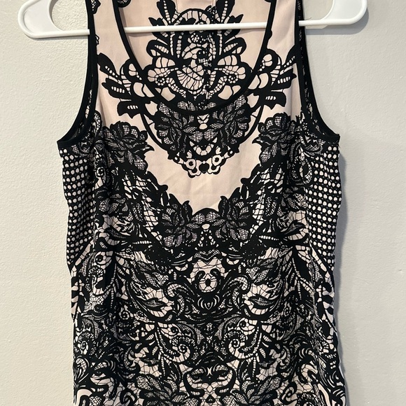 Express Black and Cream Split Back Tank - Picture 1 of 4